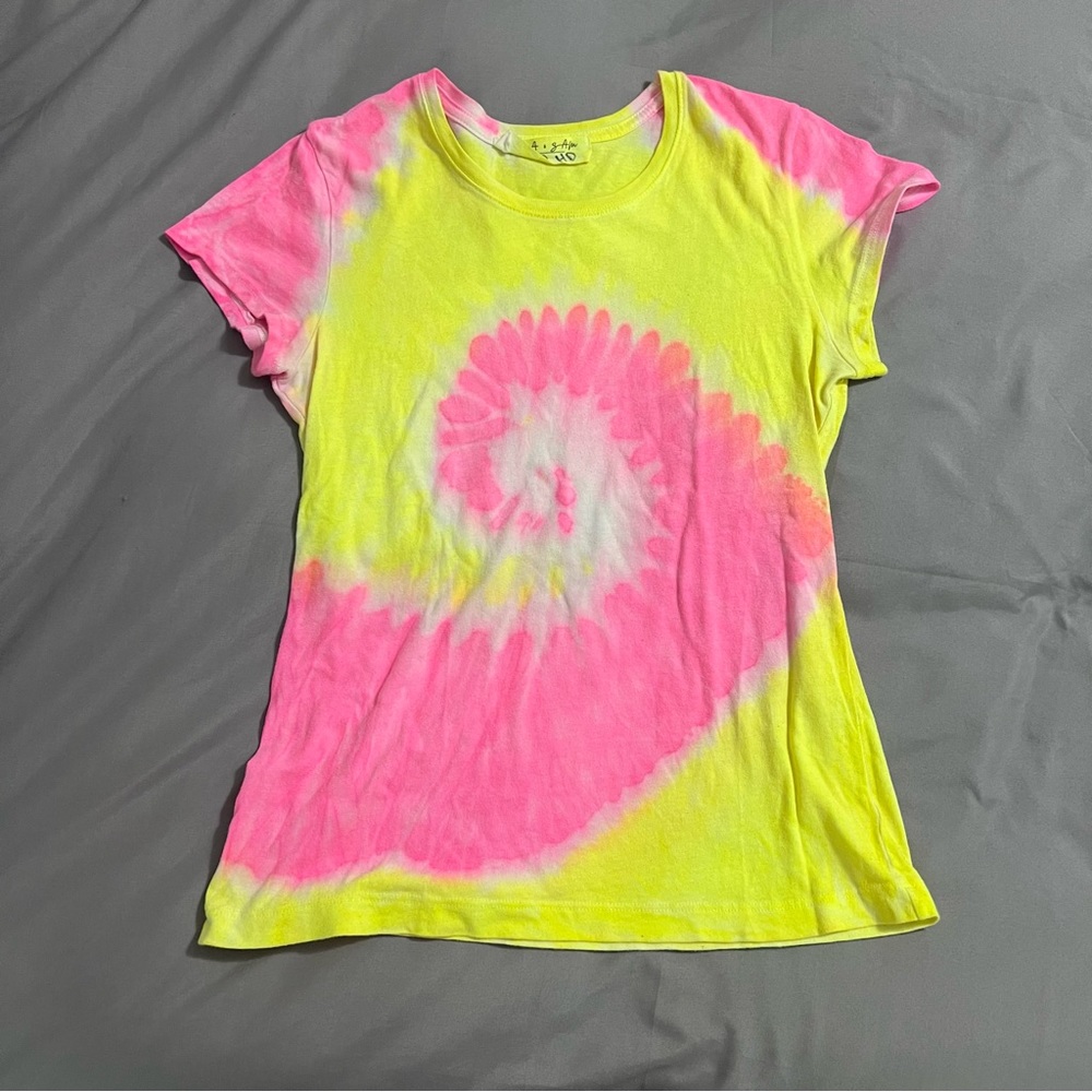 LF Emma & Sam T-Shirt